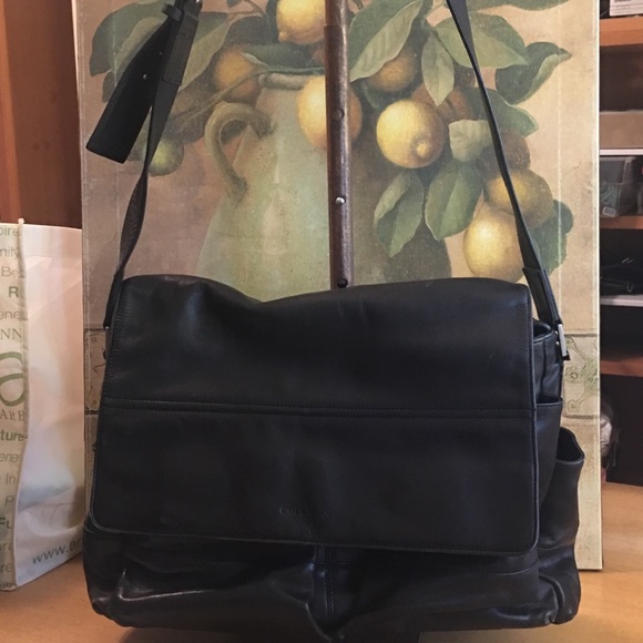 Cole Haan Handbags - Cole Haan Black Leather Messenger Bag